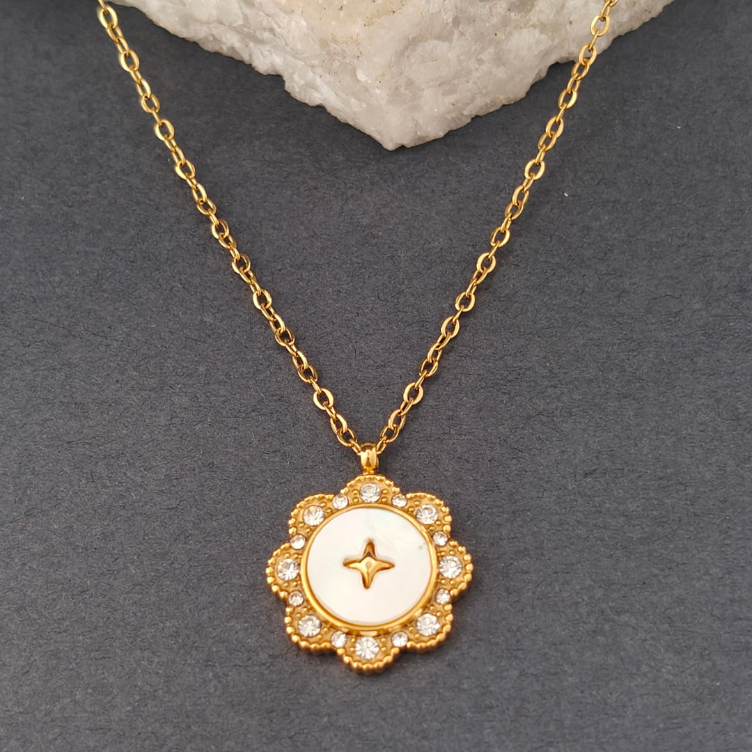 Lunara Shine Pendant