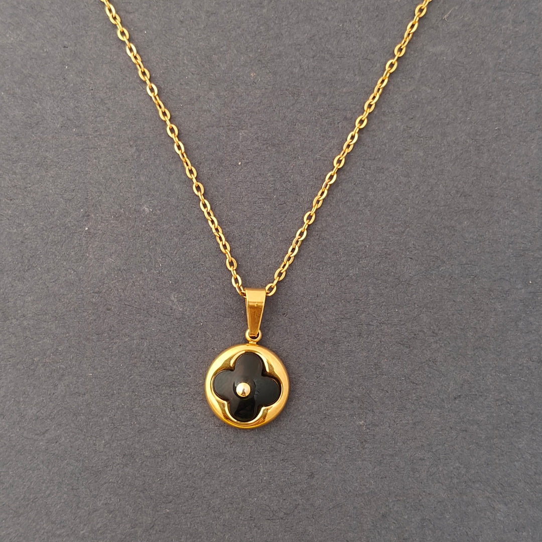 Starlit Shell Pearl Necklace